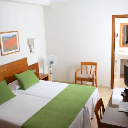 Pujol Hotel 2*