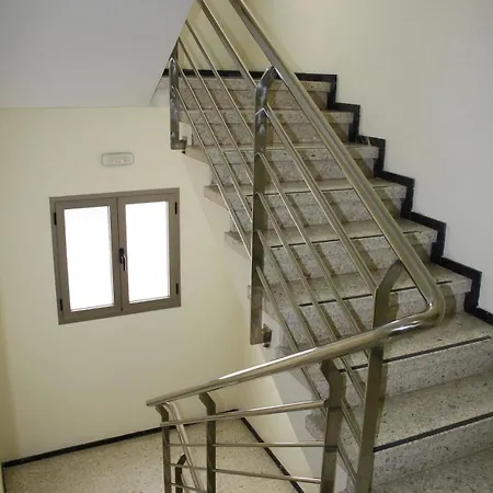 Pujol Hotel 2*